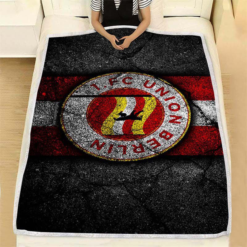 Union Berlin Fc Grunge Kuscheldecke - Bundesliga 2 Fleecedecke, German Football Team Black Stone Union Berlin Decken, Kuschel Decken