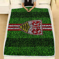 Vfb Stuttgart German Football Club Kuscheldecke - Football Lawn Red White Lines Fleecedecke, Grass Texture Bundesliga Decken, Kuschel Decken